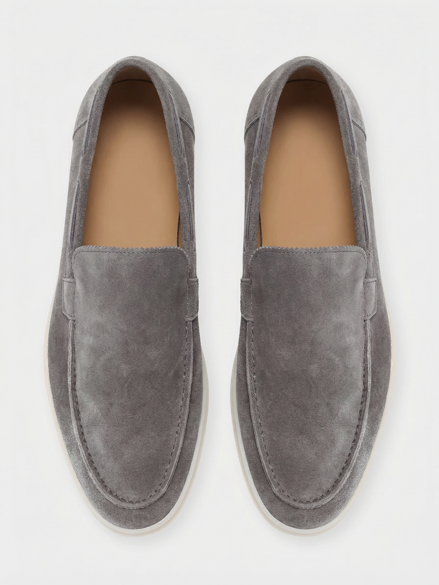 Graue Yacht-Loafer
