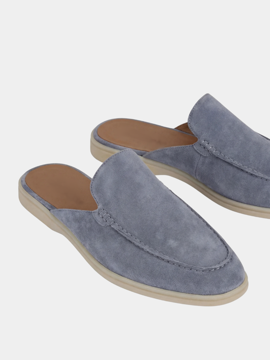 Babyblaue Yacht-Mule