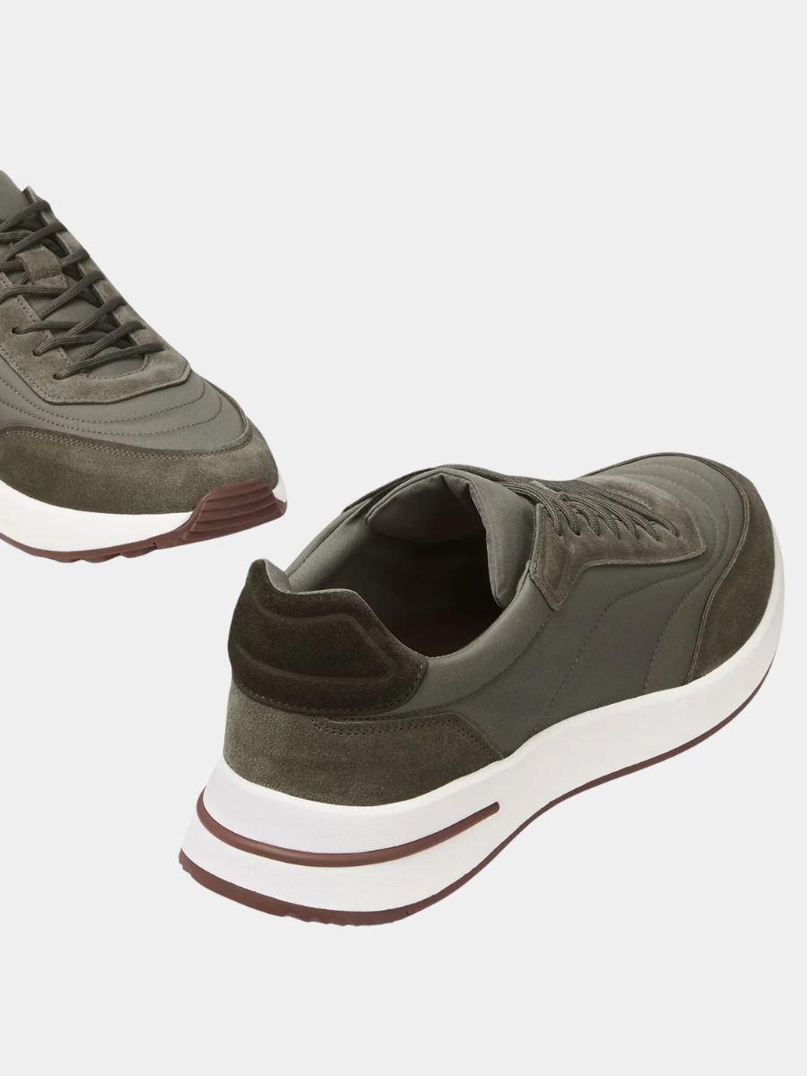 Olive Ravello Trainer